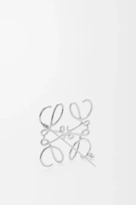 Anagram-brosje i metall Anagram-brosje i metall