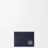 Anagram kortetui i kalveskinn med Pebble-struktur