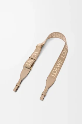 Anagram-stropp i jacquard og kalveskinn