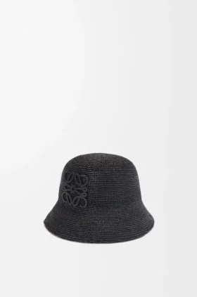 Bucket-hatt i raffia og kalveskinn