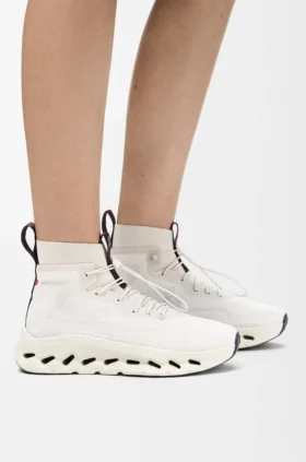 Cloudtilt Hi-sneaker