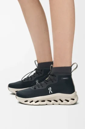 Cloudtilt Hi-sneaker