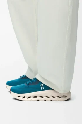 Cloudtilt Hi-sneaker