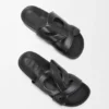 Ease Monogram-sandaler i vegetabilsk garvet kalveskinn Ease Monogram-sandaler i vegetabilsk garvet kalveskinn