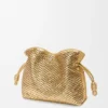 Flamenco-clutch i medium størrelse i laminert lammeskinn Flamenco-clutch i medium størrelse i laminert lammeskinn