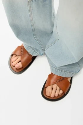 Flex Criss-Cross-sandaler i vegetabilsk garvet kalveskinn