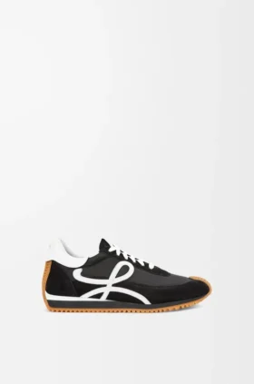 Flow Runner i nylon og semsket skinn