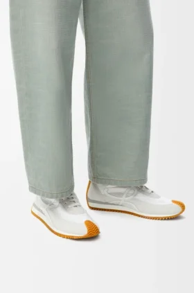 Flow Runner i nylon og semsket skinn