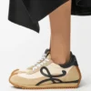 Flow Runner i nylon og semsket skinn Flow Runner i nylon og semsket skinn
