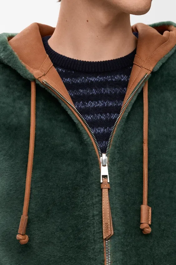 Hettegenser i shearling Hettegenser i shearling