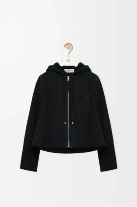 Jakke med hette i shearling