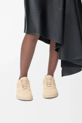 Jambo-sneakers i kalveskinn i semsket skinn
