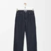 Jeans med oppbrettede bukseben i denim Jeans med oppbrettede bukseben i denim