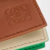 Liten lagdelt Puzzle-veske i klassisk kalveskinn Liten lagdelt Puzzle-veske i klassisk kalveskinn