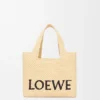 Liten Loewe Font Tote i raffia Liten Loewe Font Tote i raffia