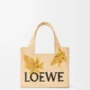 Liten Loewe Font Tote i raffia Liten Loewe Font Tote i raffia