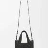 Liten Loewe Font Tote i raffia Liten Loewe Font Tote i raffia