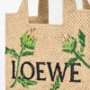 Liten Loewe Font Tote i raffia Liten Loewe Font Tote i raffia