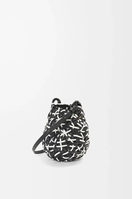 Liten Nest Basket-veske i kalveskinn Liten Nest Basket-veske i kalveskinn