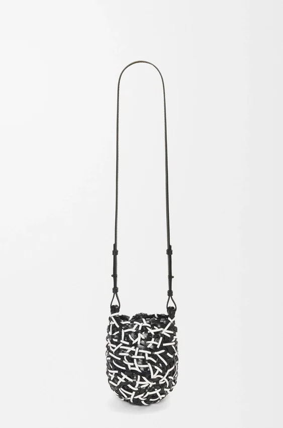 Liten Nest Basket-veske i kalveskinn Liten Nest Basket-veske i kalveskinn