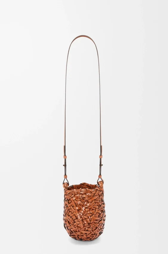 Liten Nest Basket-veske i kalveskinn Liten Nest Basket-veske i kalveskinn