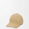Loewe-cap i lerret Loewe-cap i lerret
