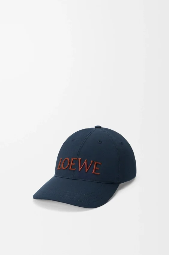 Loewe-cap i lerret Loewe-cap i lerret