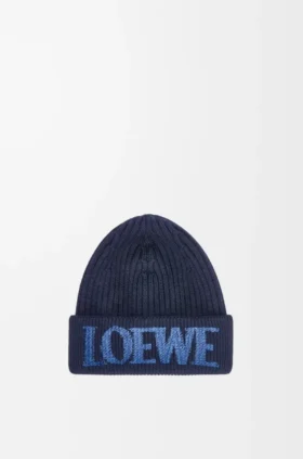 Loewe-lue i ull