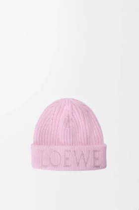 Loewe-lue i ull