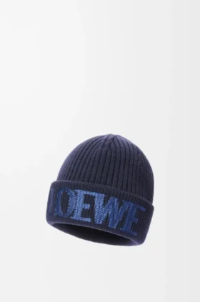 Loewe-lue i ull