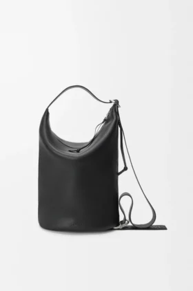 Loop Bucket i mykt, kornet kalveskinn
