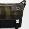Medium Flex Messenger i lerret og børstet semsket skinn Medium Flex Messenger i lerret og børstet semsket skinn