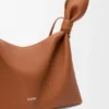 Medium Scarf Bag i glatt kalveskinn Medium Scarf Bag i glatt kalveskinn