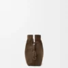 Mellomstor Flamenco-clutch i kornet nubuck