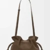 Mellomstor Flamenco-clutch i kornet nubuck