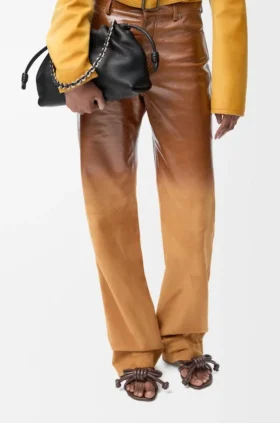 Mellomstor Flamenco Purse i finkornet kalveskinn