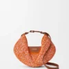 Mellomstor loewe Swing-veske i raffia og kalveskinn Mellomstor loewe Swing-veske i raffia og kalveskinn