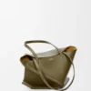 Mellomstor Puzzle Fold-tote-veske i skinnende kalveskinn