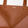 Mellomstor Puzzle Fold-tote-veske i skinnende kalveskinn