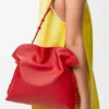 Middels stor Flamenco-clutch i nappa-kalveskinn