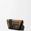Mini Flex Messenger i lerret og semsket skinn Mini Flex Messenger i lerret og semsket skinn