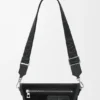 Mini Flex Messenger i lerret og semsket skinn Mini Flex Messenger i lerret og semsket skinn