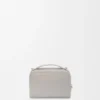 Mini-kamera-crossbody-veske i satengkalveskinn Mini-kamera-crossbody-veske i satengkalveskinn