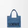 Mini Loewe Font Tote i raffia Mini Loewe Font Tote i raffia