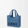 Mini Loewe Font Tote i raffia Mini Loewe Font Tote i raffia
