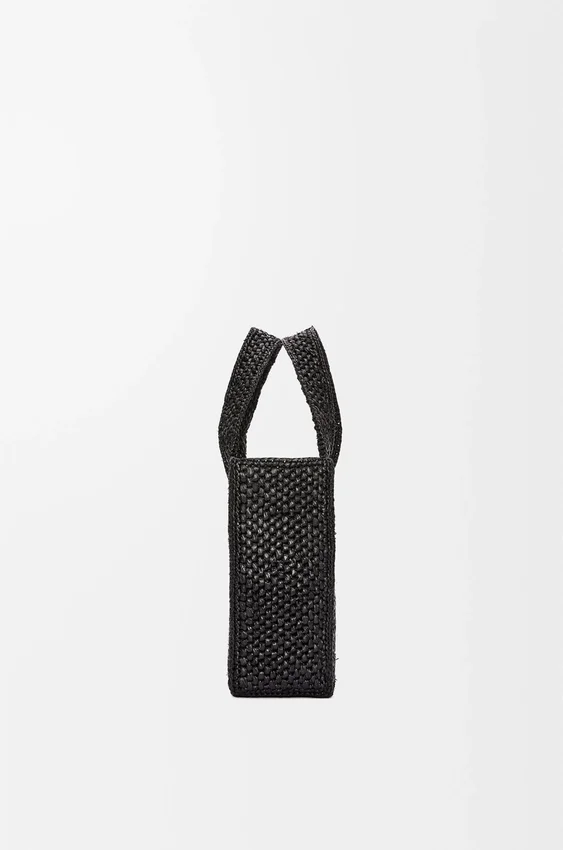 Mini Loewe Font Tote i raffia Mini Loewe Font Tote i raffia