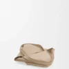 Mini Puzzle Fold-tote i skinnende kalveskinn Mini Puzzle Fold-tote i skinnende kalveskinn