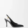 Nye Comic-pumps med slingback i blandet skinn