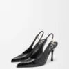 Nye Comic-pumps med slingback i blandet skinn