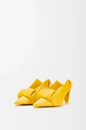 Origami Con-pumps med klaff bak i lammeskinn